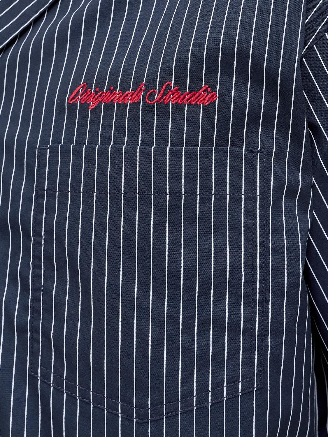 model_shot-detail